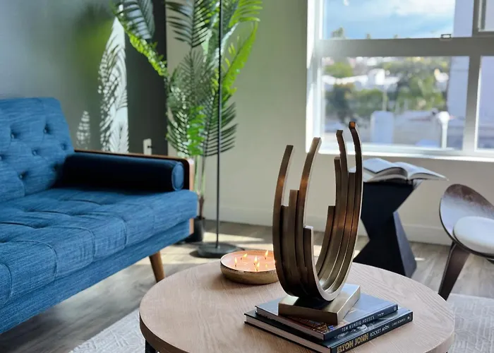 Modern Hollywood Home Sunset View & Free Parking